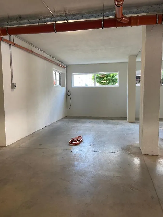 Апартамент На Няколко Минути От Летището Sofia Apartment
